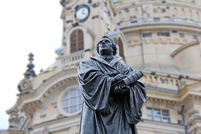 martin-luther-dresde-statue